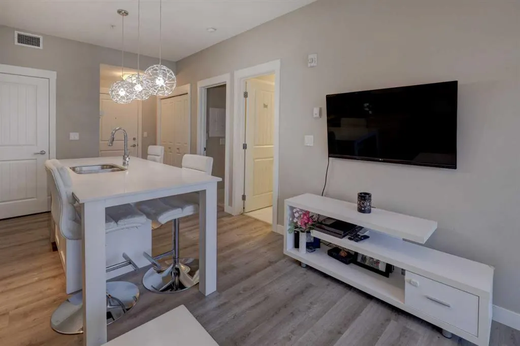 100 Auburn Meadows Common SE, #315
