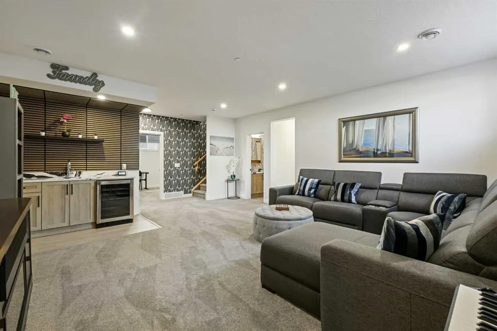 600 Muirfield Crescent