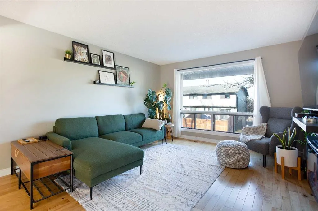 5019 46 Avenue SW, #19