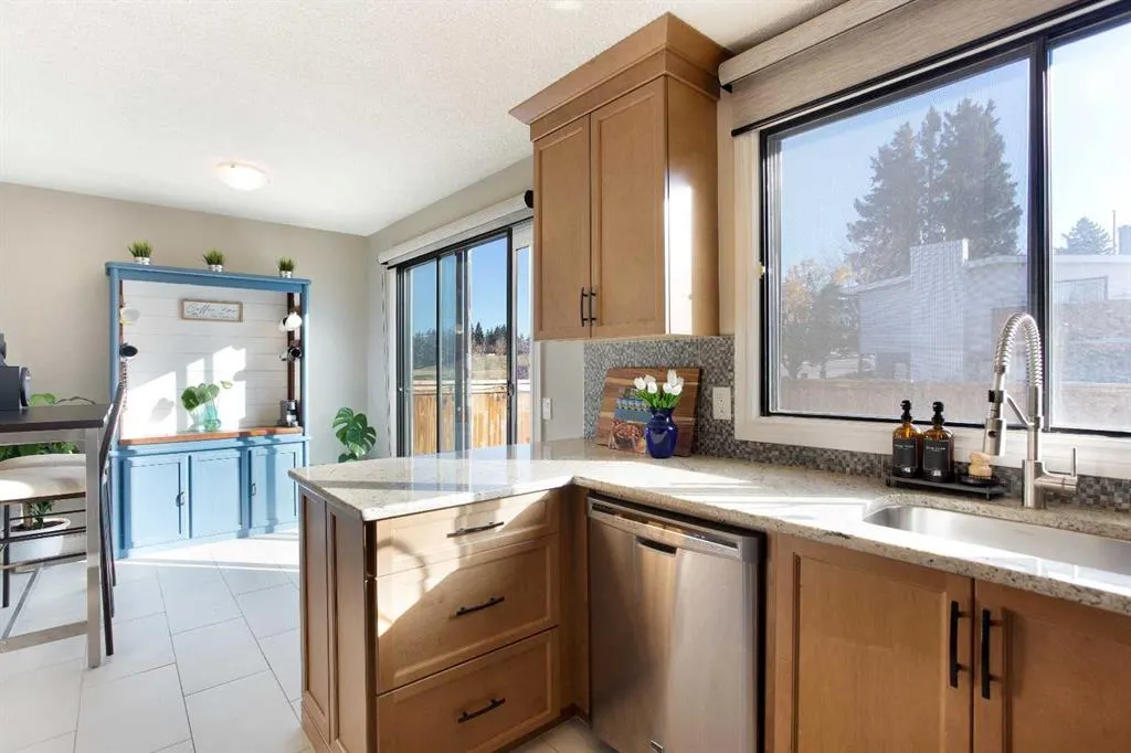 5019 46 Avenue SW, #19
