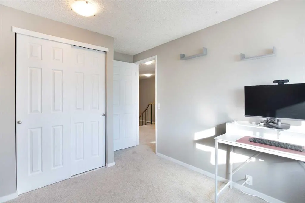 5019 46 Avenue SW, #19