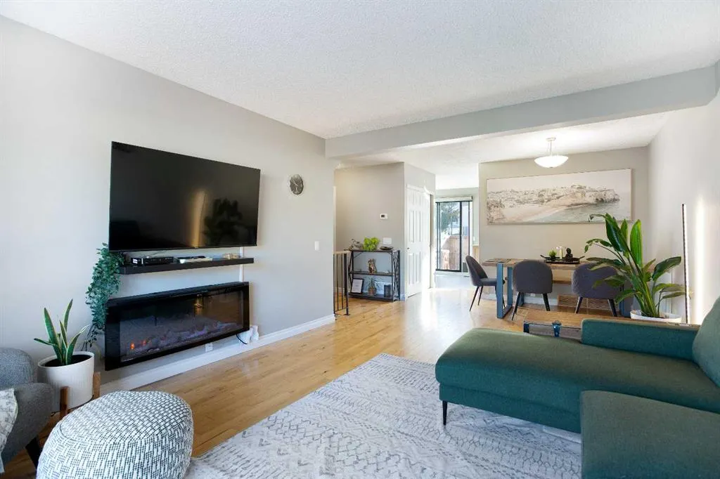 5019 46 Avenue SW, #19