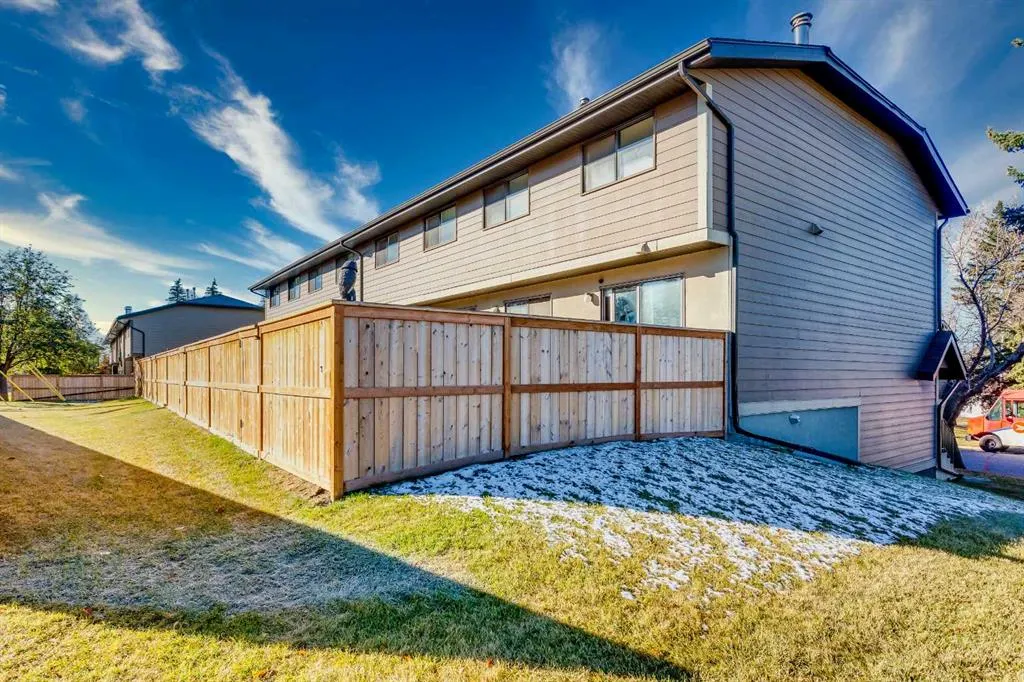5019 46 Avenue SW, #19