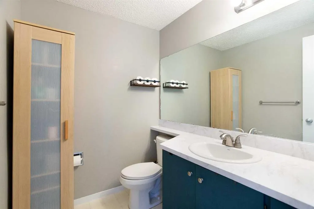5019 46 Avenue SW, #19