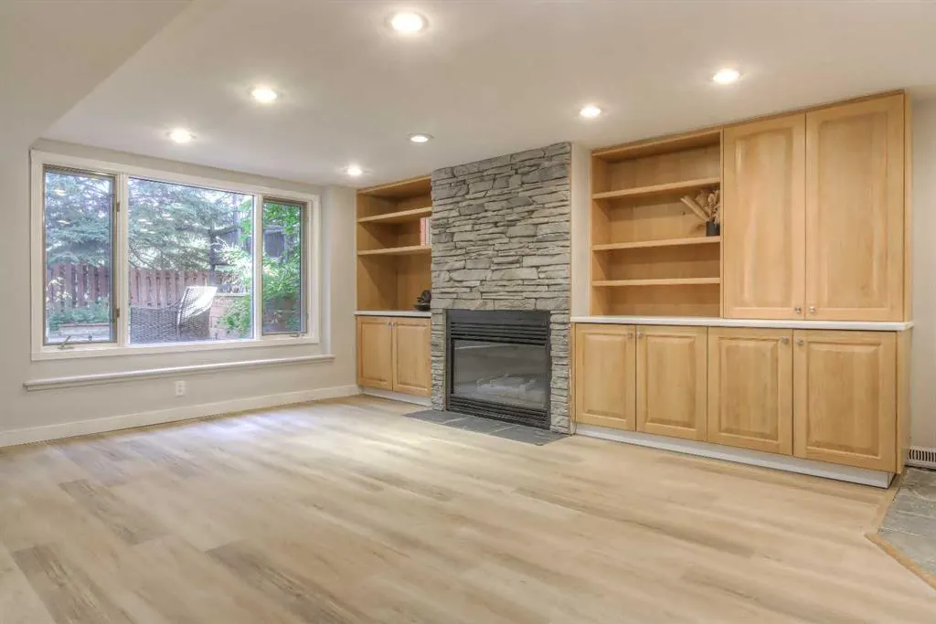 511 Cedarille Crescent SW