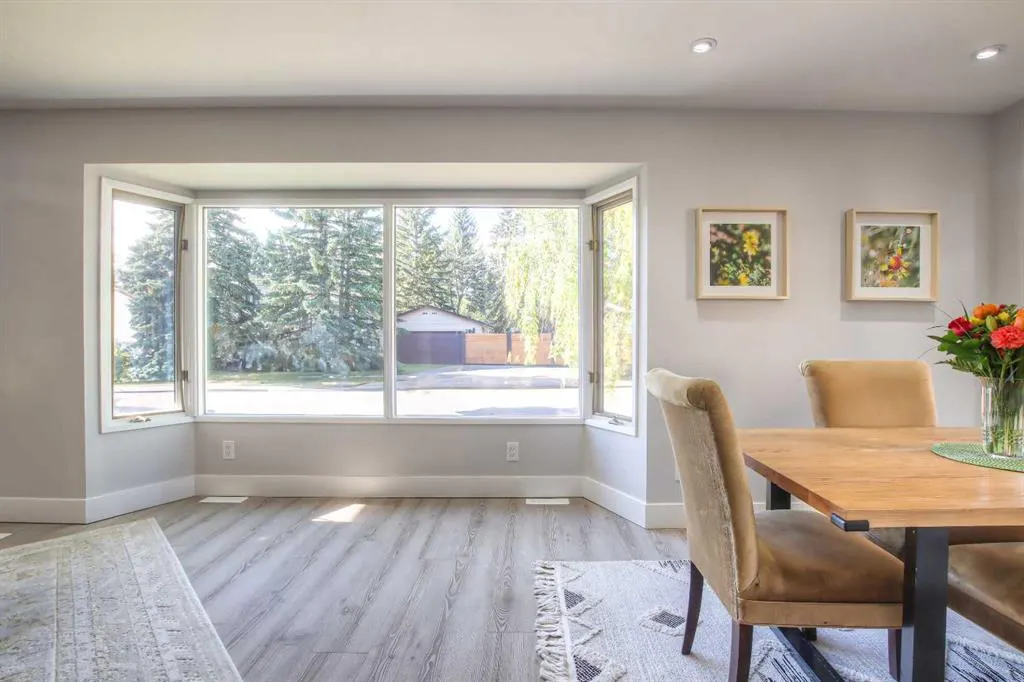 511 Cedarille Crescent SW