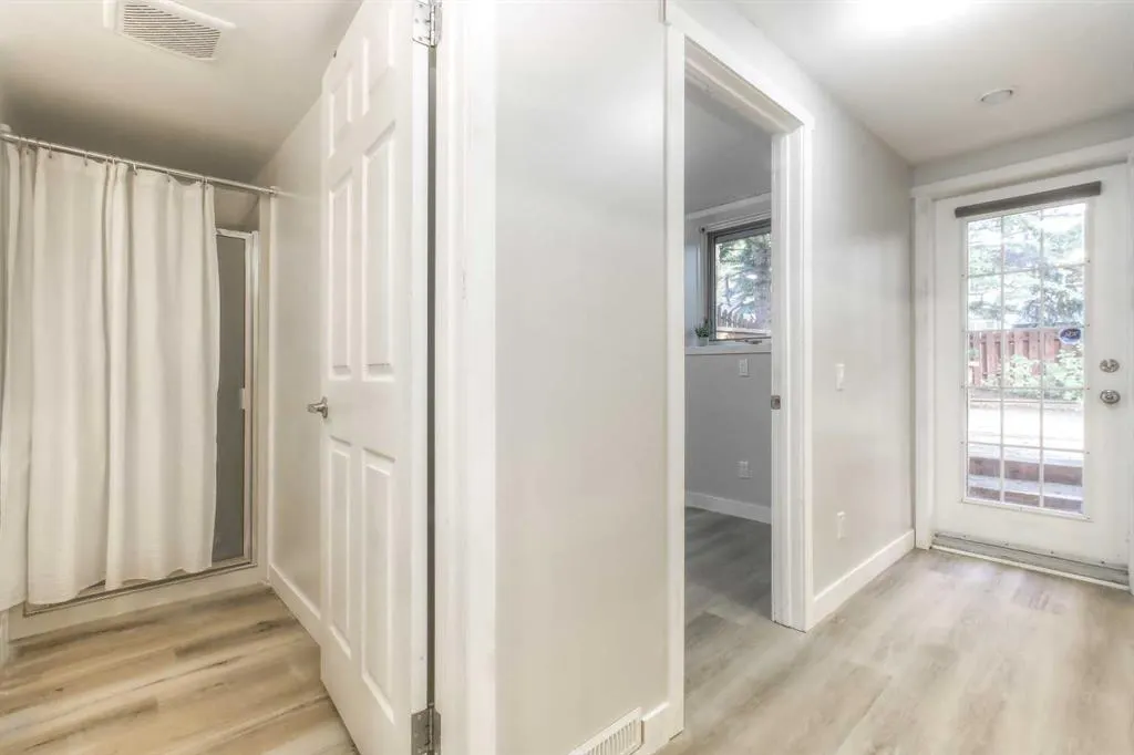 511 Cedarille Crescent SW