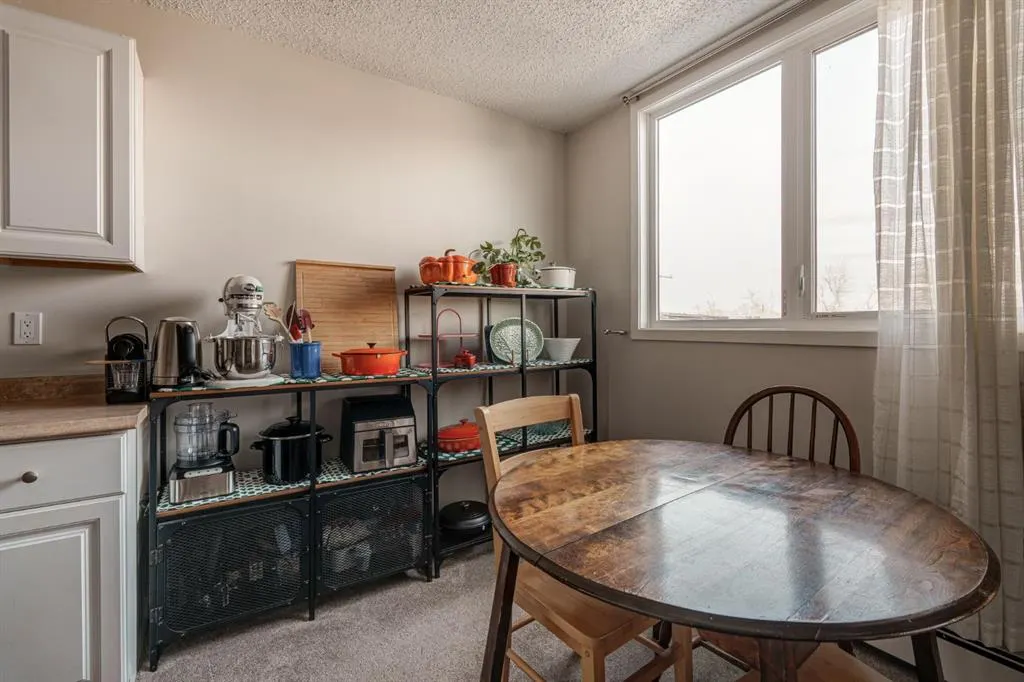 310 4 Avenue NE, #403