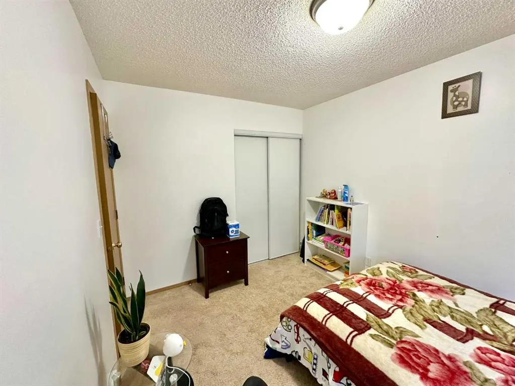 92 Somerset Drive SW