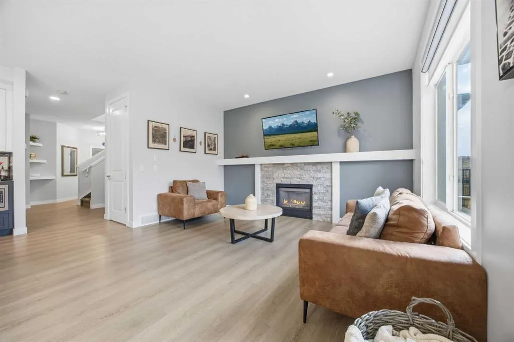 520 Kingsmere Way SE