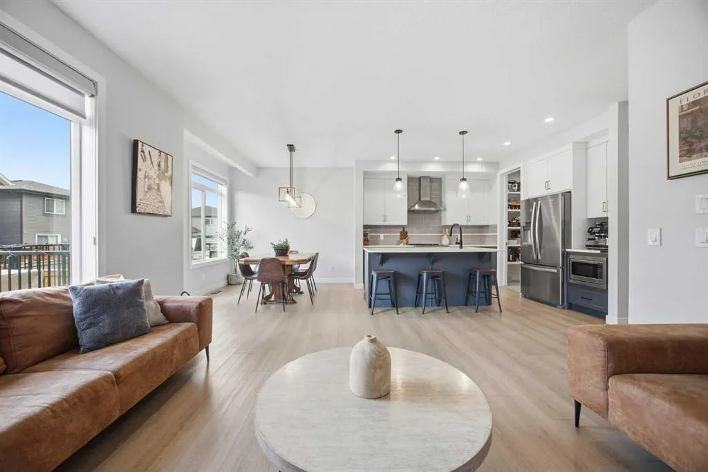 520 Kingsmere Way SE