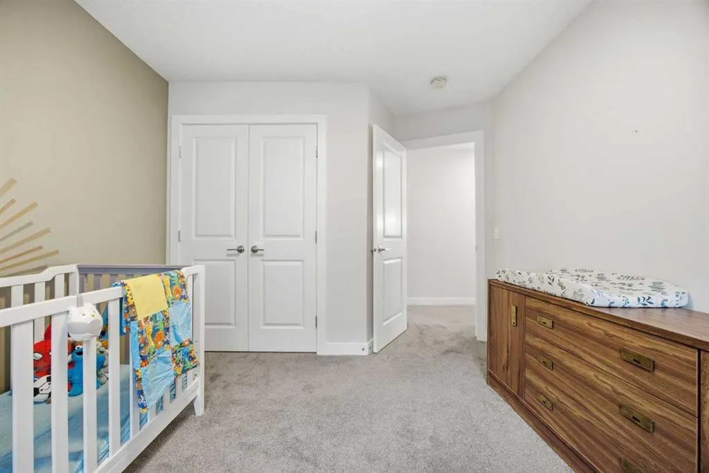 520 Kingsmere Way SE