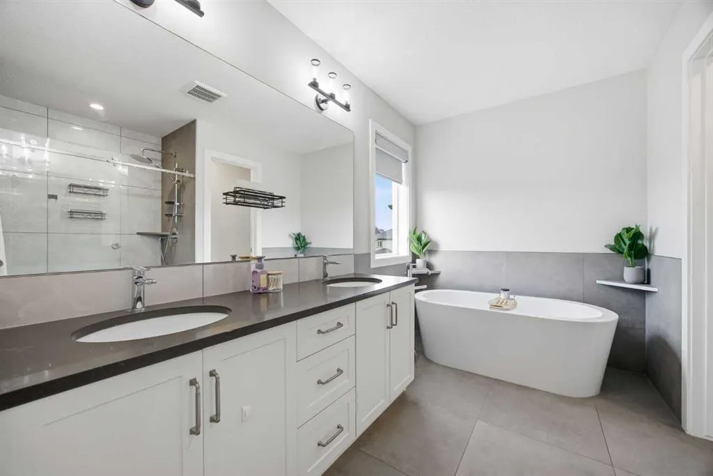 520 Kingsmere Way SE