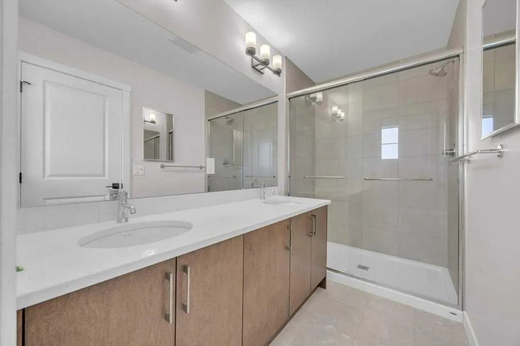 203 Homestead Common NE