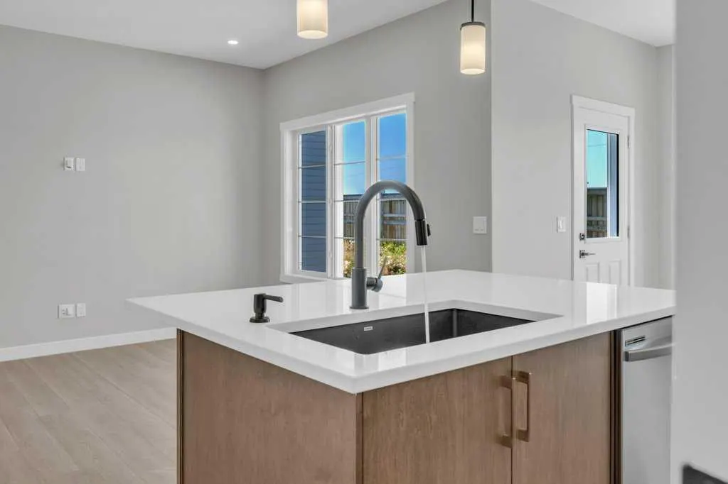 203 Homestead Common NE