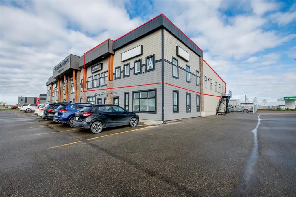 11706 104 Avenue, #201/203