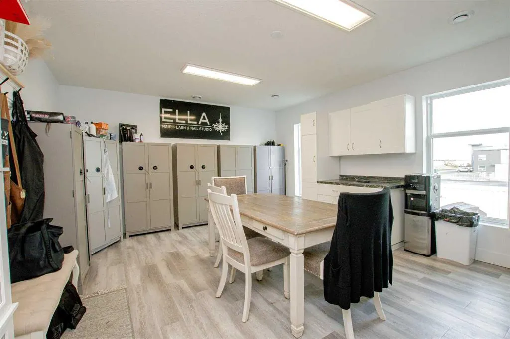 11706 104 Avenue, #201/203