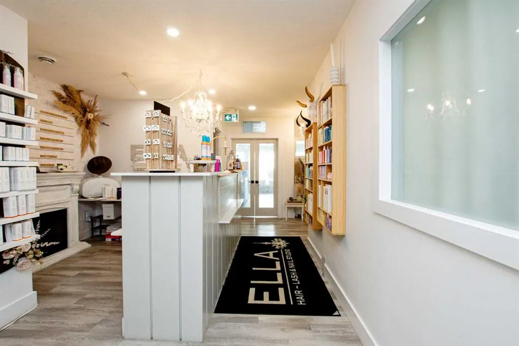 11706 104 Avenue, #201/203