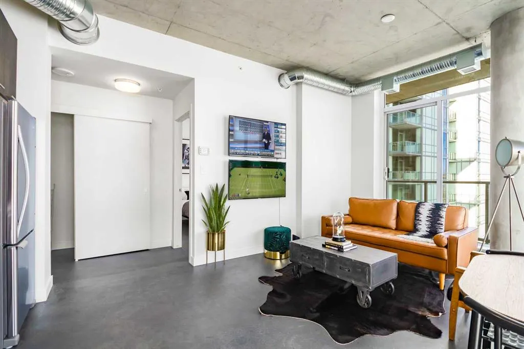 624 8 Avenue SE, #804