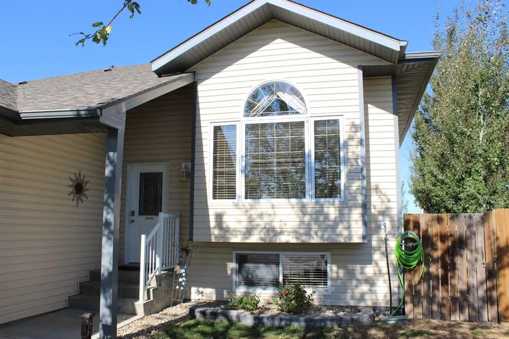 36 Meadowbrook Court