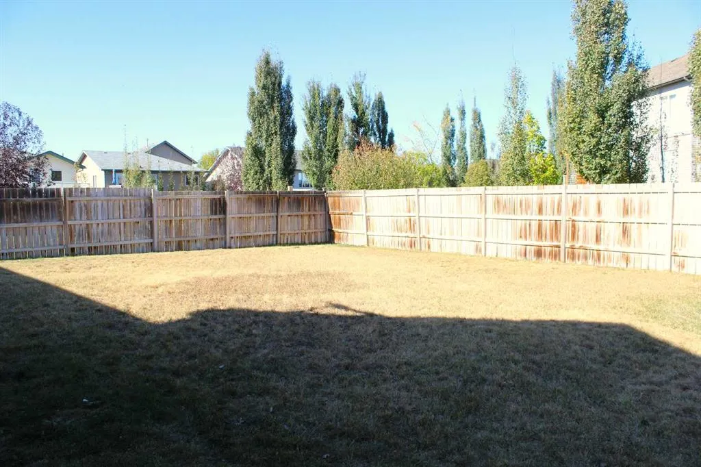 36 Meadowbrook Court