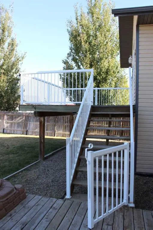 36 Meadowbrook Court