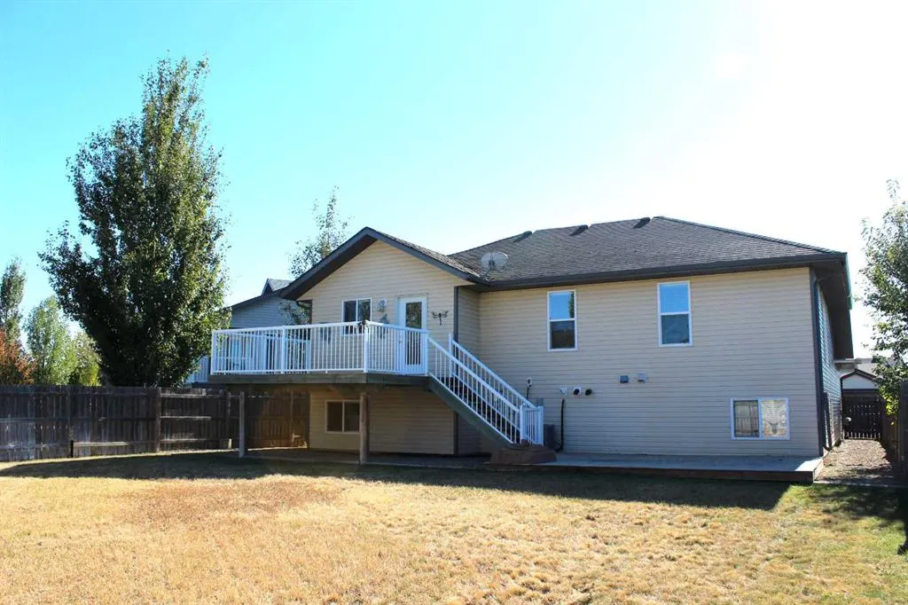 36 Meadowbrook Court