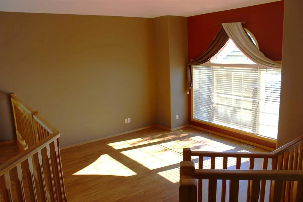 36 Meadowbrook Court