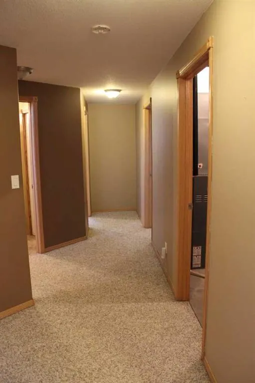 36 Meadowbrook Court