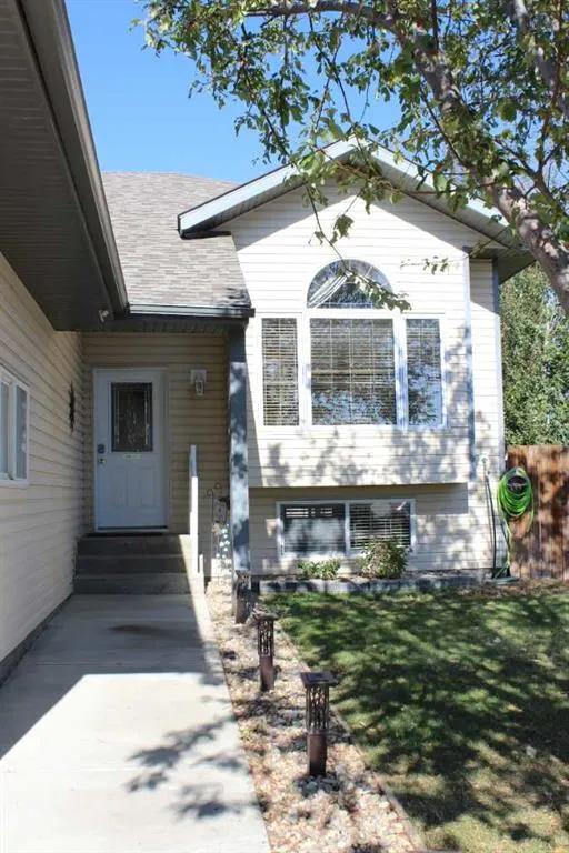 36 Meadowbrook Court