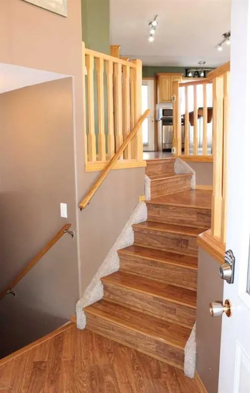 36 Meadowbrook Court
