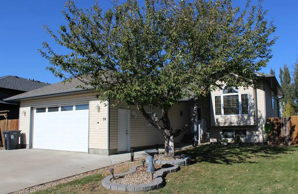 36 Meadowbrook Court