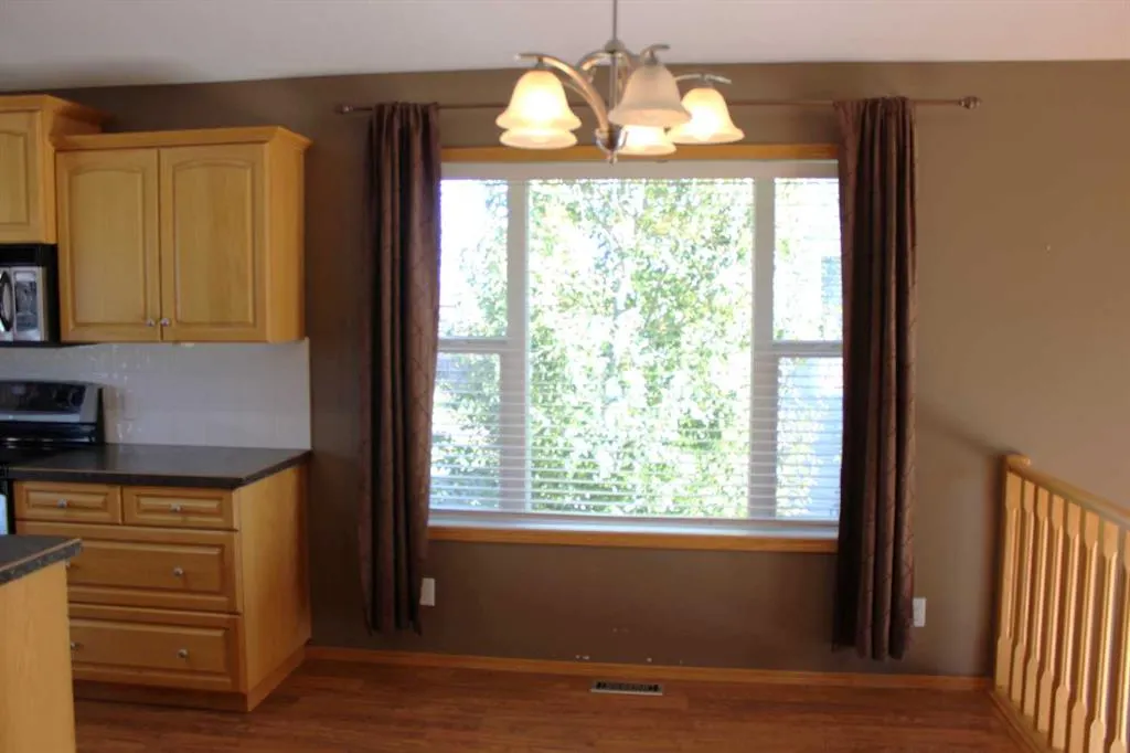 36 Meadowbrook Court