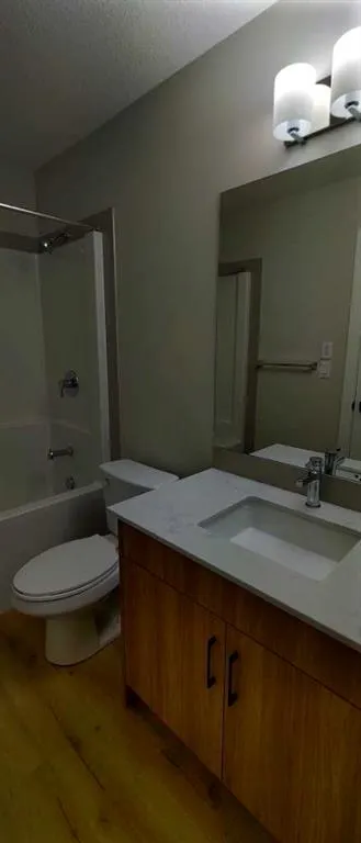 200 Seton Circle SE, #1304