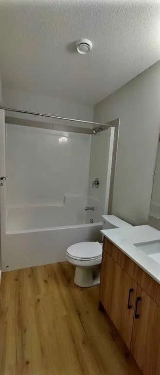 200 Seton Circle SE, #1304