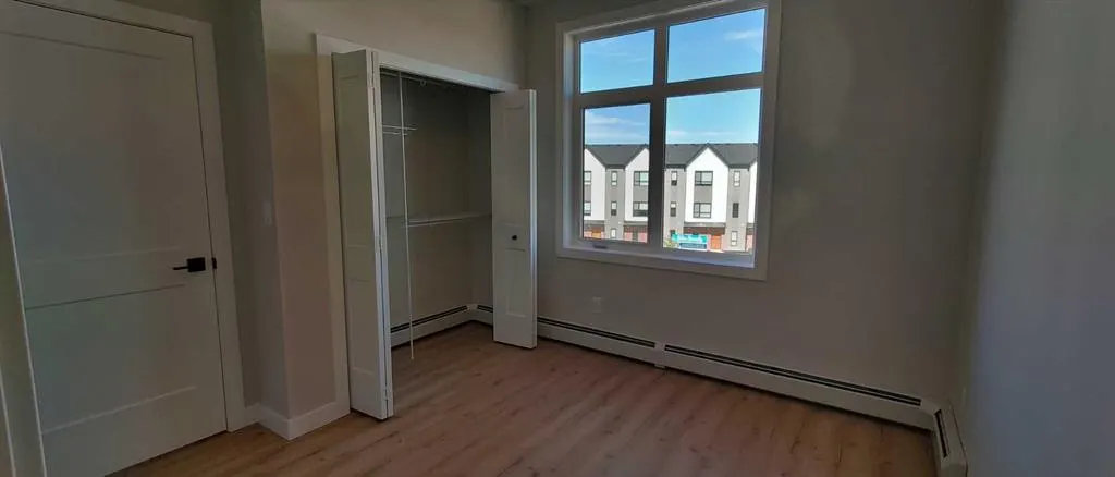 200 Seton Circle SE, #1304