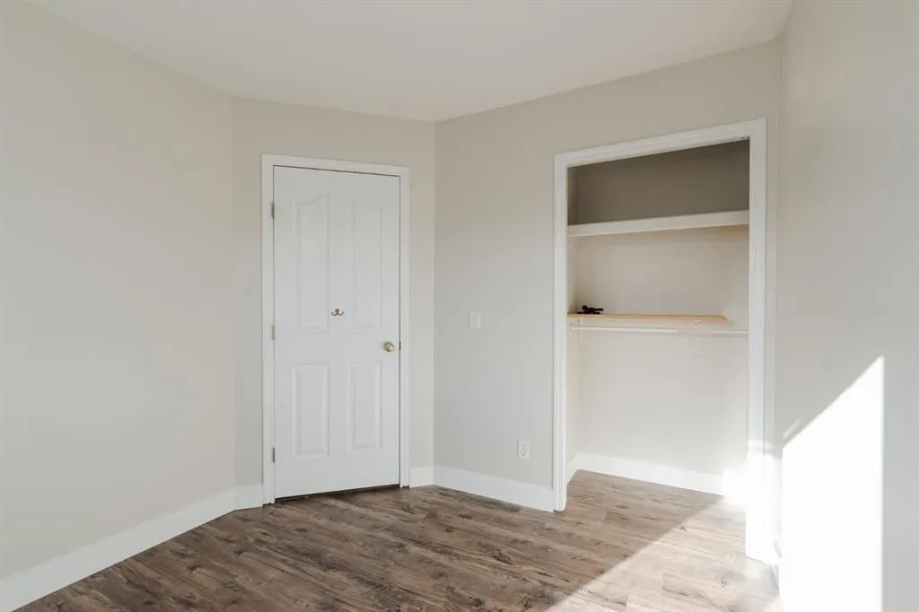 169 St. Laurent Way