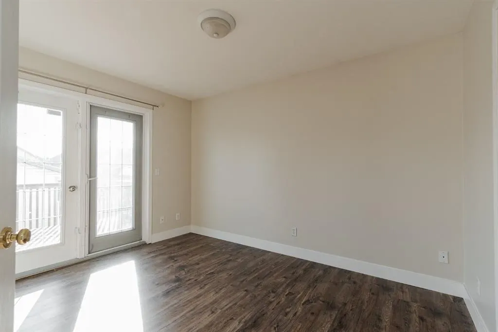 169 St. Laurent Way