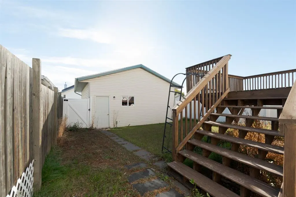 169 St. Laurent Way
