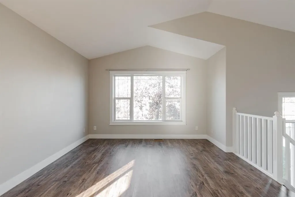 169 St. Laurent Way