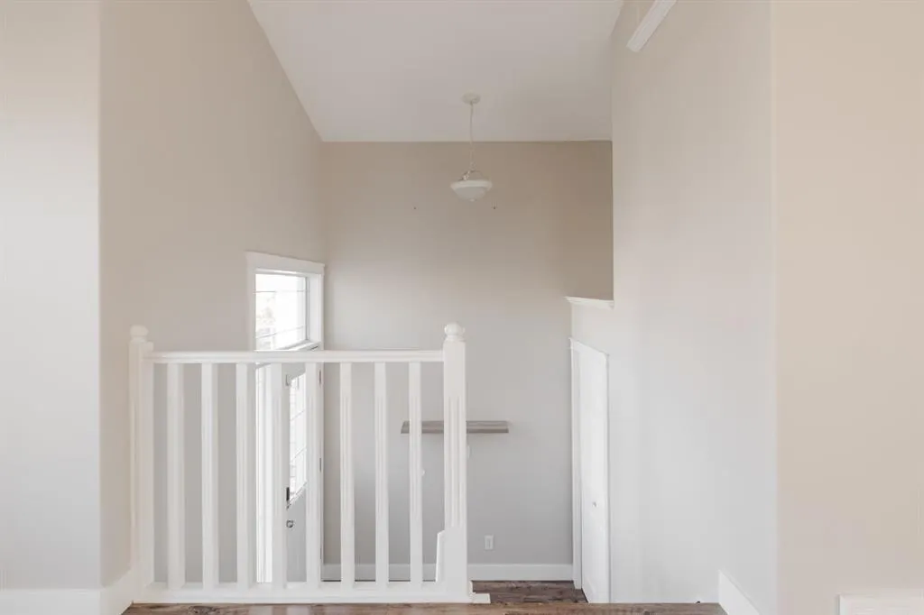 169 St. Laurent Way