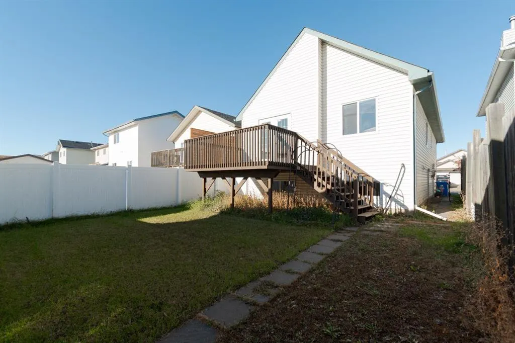 169 St. Laurent Way