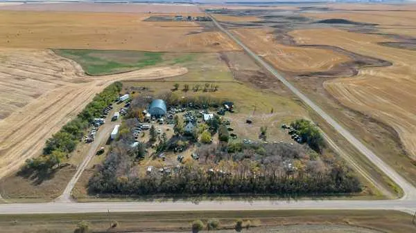 234075 Township Road 280