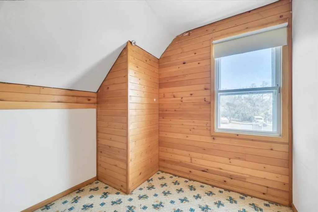 234075 Township Road 280