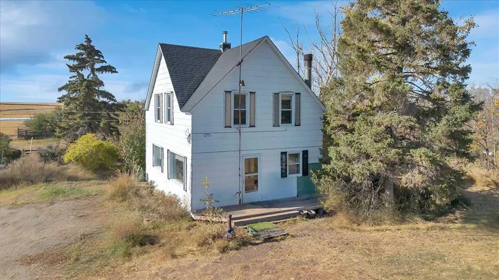 234075 Township Road 280