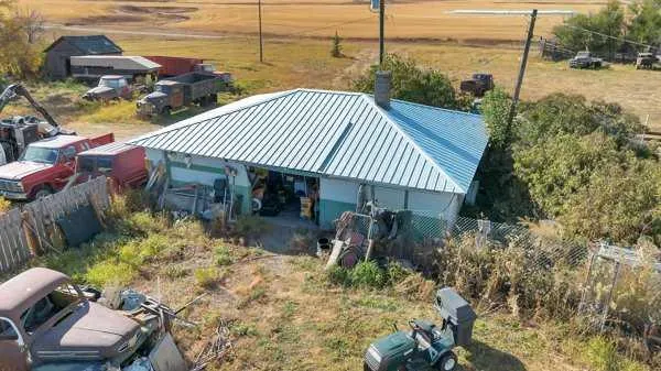 234075 Township Road 280