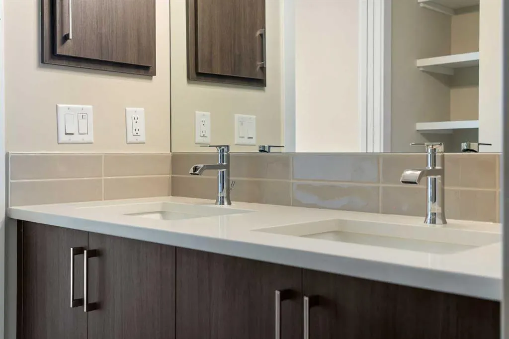 285 Chelsea Court, #72