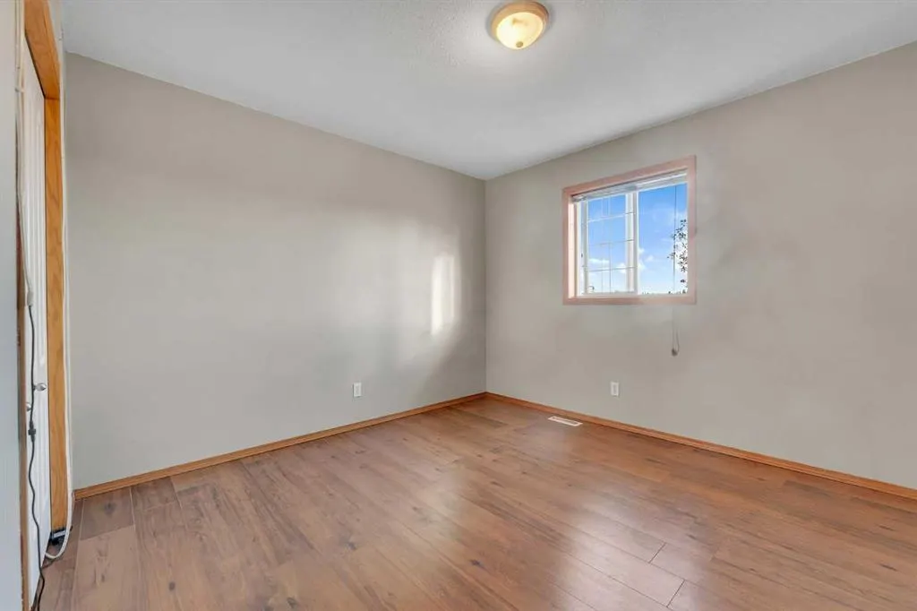 185 West Lakeview Drive