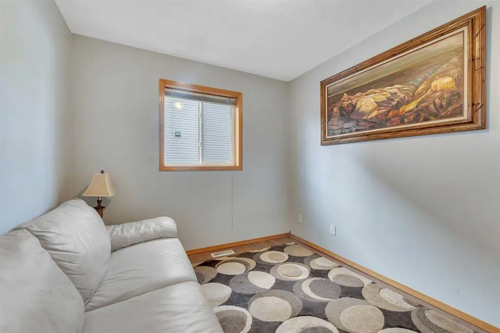185 West Lakeview Drive