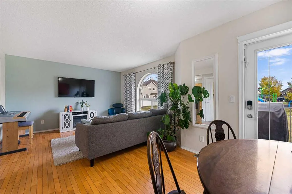 205 Bayside Point SW